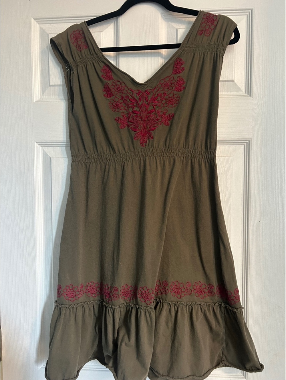 Johnny Was Women's Small Olive Green Dress with Fuschia Embroidery